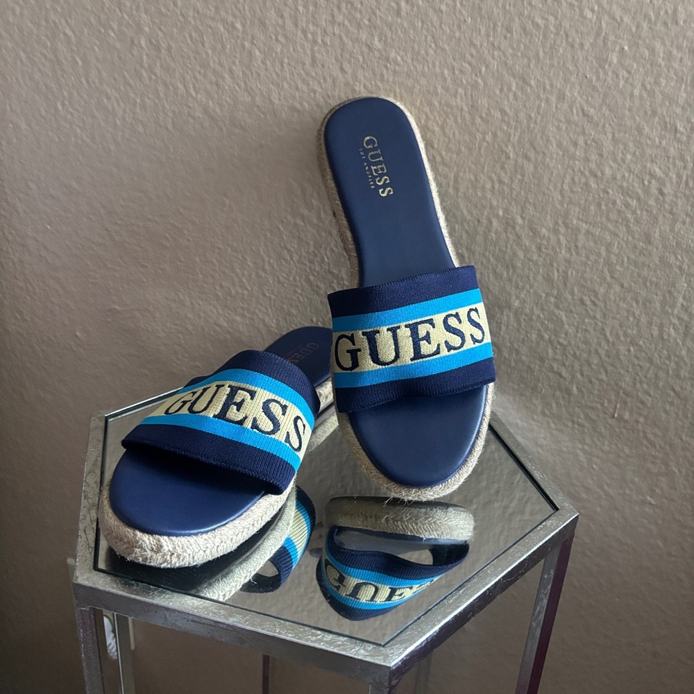 GUESS Navy and Cream Slides